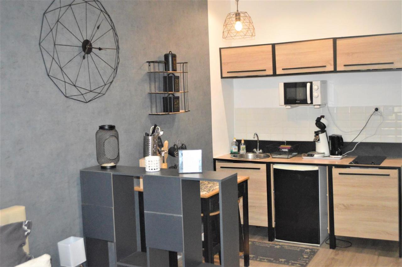 Studio Industriel De Steenia Vieux Port Apartment Marseille Luaran gambar