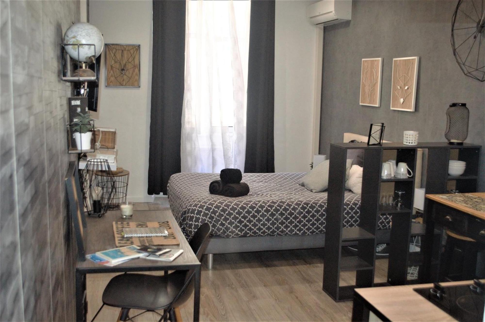 Studio Industriel De Steenia Vieux Port Apartment Marseille Luaran gambar