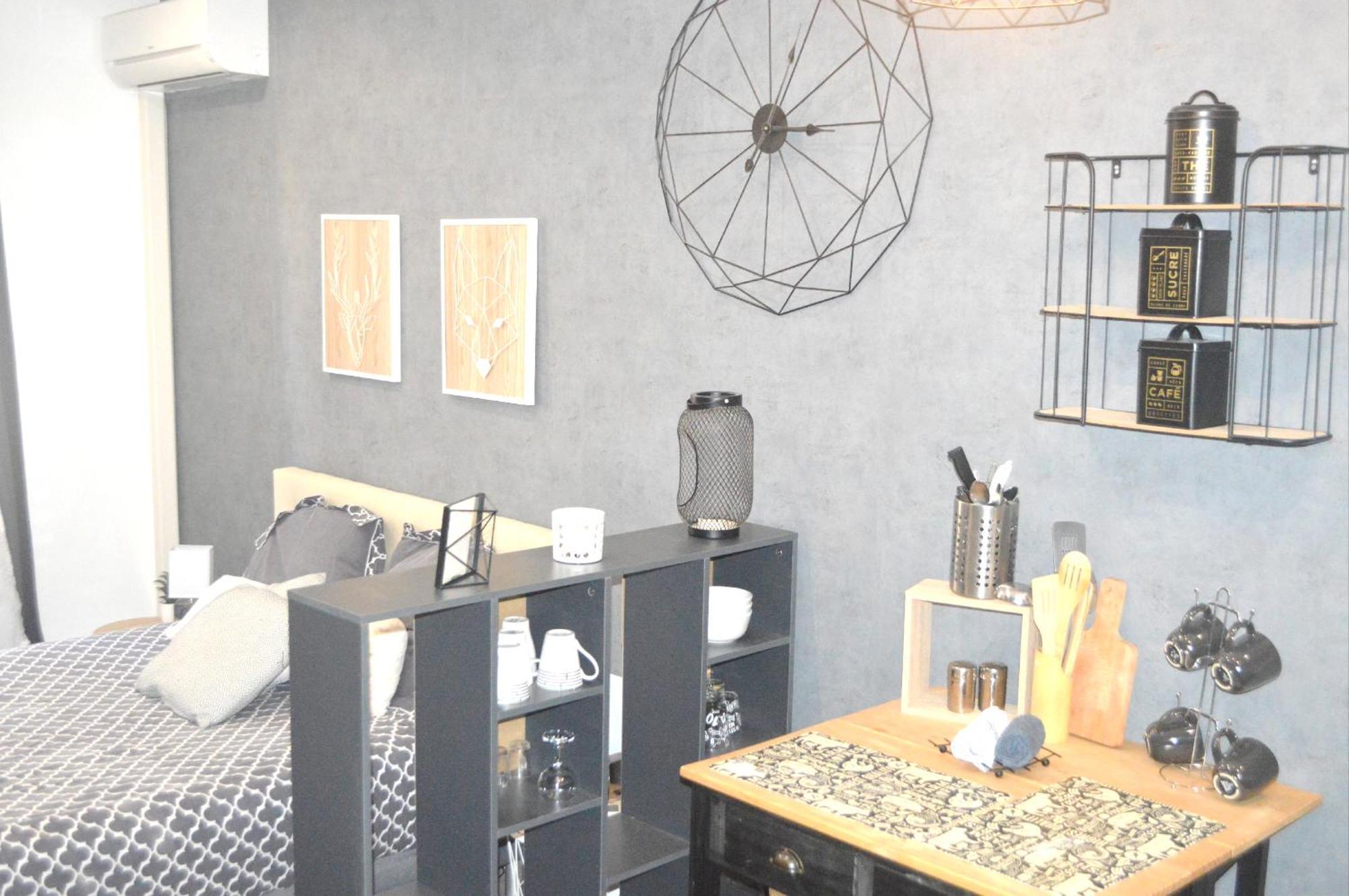 Studio Industriel De Steenia Vieux Port Apartment Marseille Luaran gambar